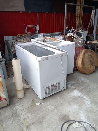 Холодильник,морозильный ларь