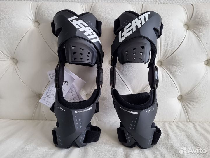 Новые брейсы 2023 Leatt Knee Brace X-Frame Hybrid