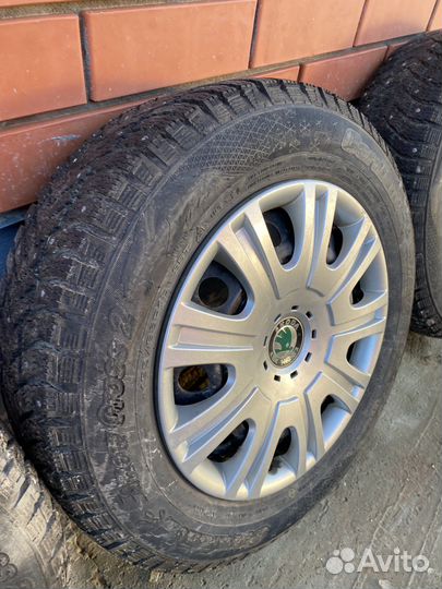 Комплект зимних колес r15