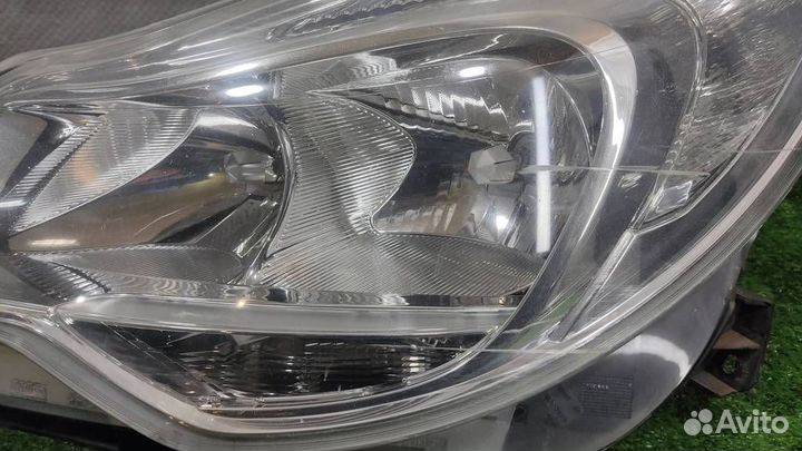 Фара левая Opel Corsa D 2011