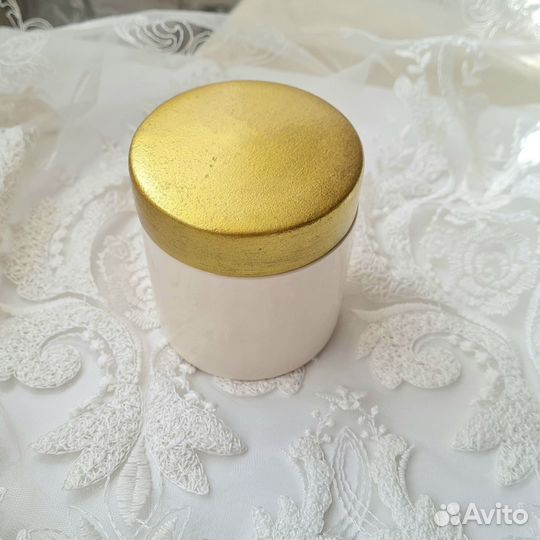 Керамическая шкатулка