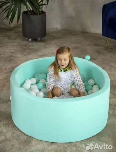 Детский сухой бассейн с шариками
