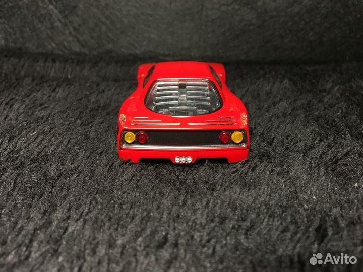 Модель Ferrari F40 1:43 на запчасти