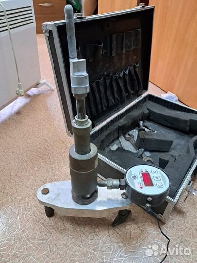 Прибор пиб (40кН/4тс) с электронным манометром