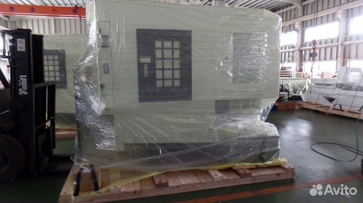 4-х осевой Фрезерный станок с чпу Тайвань