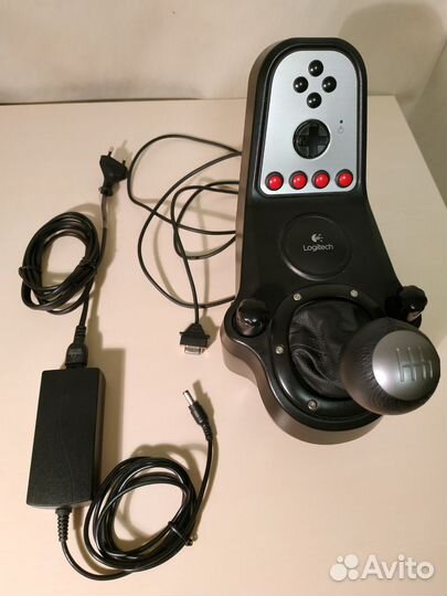 Руль Logitech G27