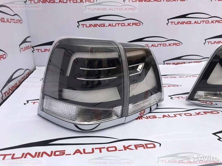 Фонари задние стопы Toyota Land Cruiser 200 M7266