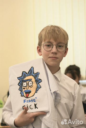 Выездной мастер-класс по росписи футболок в школу