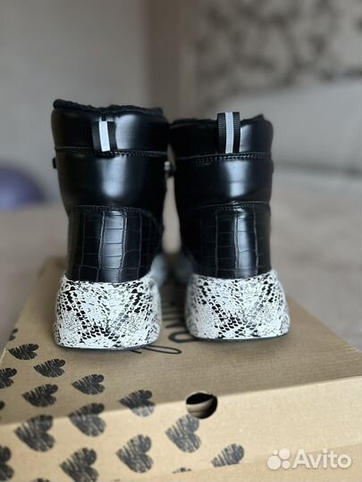 Зимние ботинки