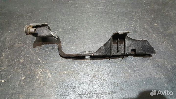 Кронштейн фары левый Porsche Cayenne 955 M48.50 08