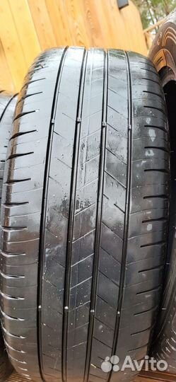 Goodyear EfficientGrip Performance 215/60 R16 95H