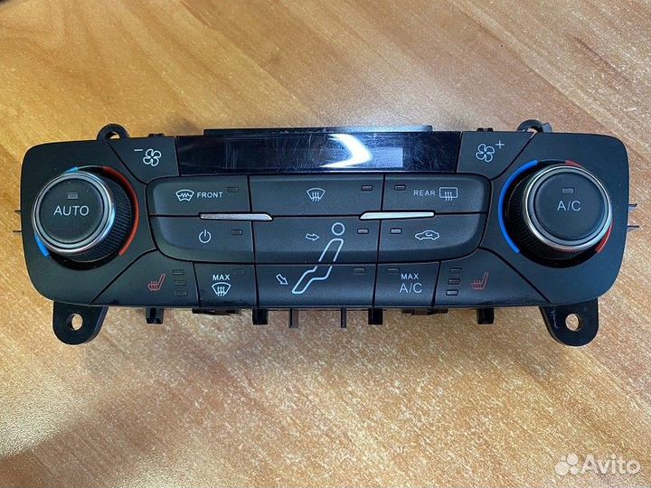 Блок управления климатом ford focus III 2011