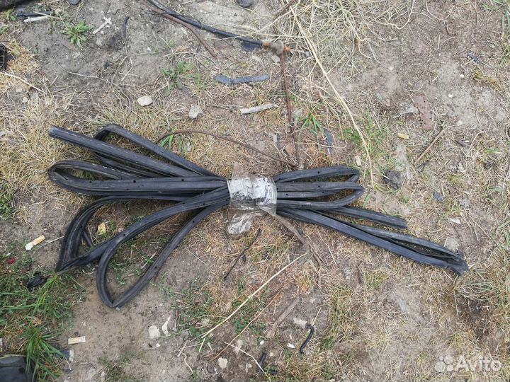 Уплотнитель Мазда CX-7