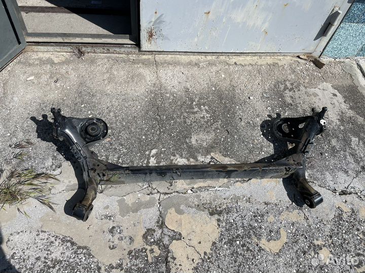 Задняя балка на hyundai solaris 1