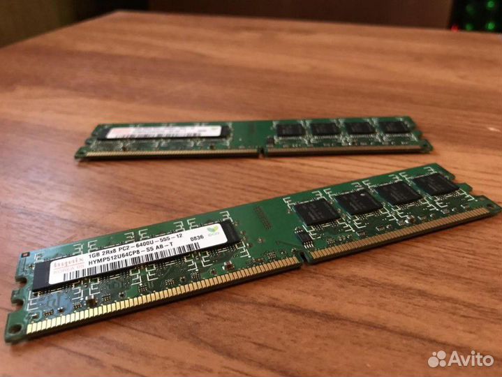 Оперативная память Hynix hymp512U64CP8-S5 1Gb DDR2