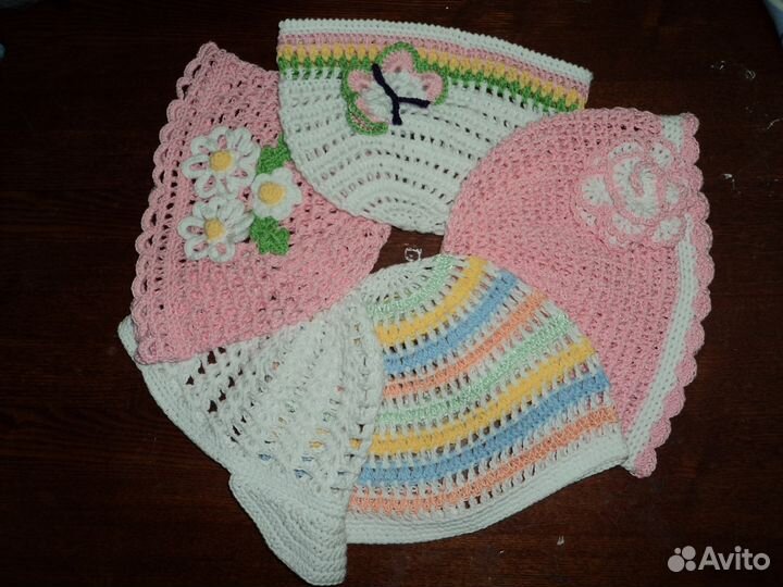 Вязаные шапочки