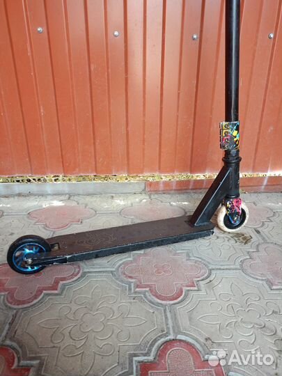 Трюковой самокат