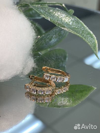 Золотые серьги 585 пробы