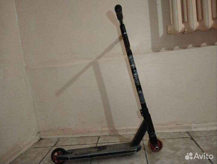 Трюковой самокат стрит