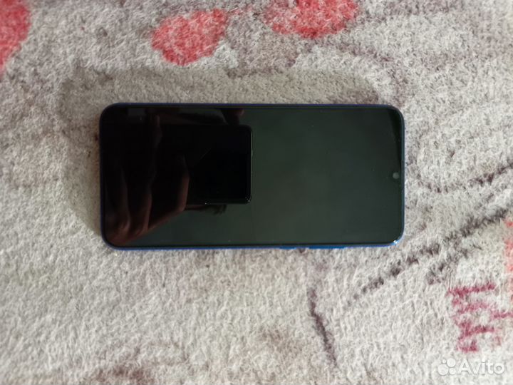 Мобильный телефон бу, Honor 10i