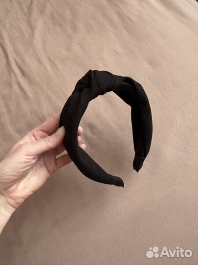 Ободок для волос черный