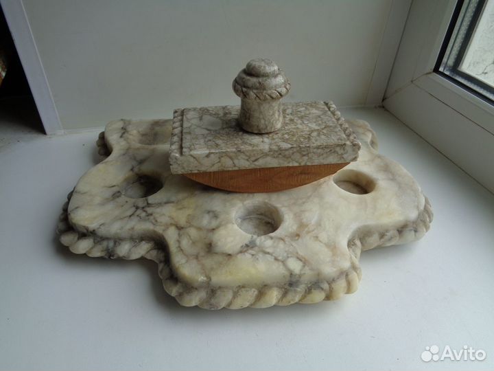 Настольный письменный прибор-мрамор