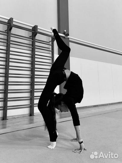 Тренер по художественной гимнастике