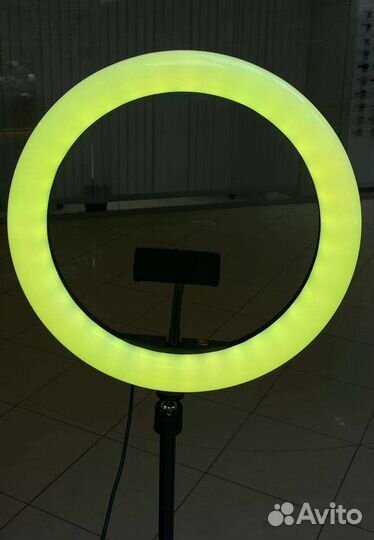 Цветная кольцевая лампа 33 см