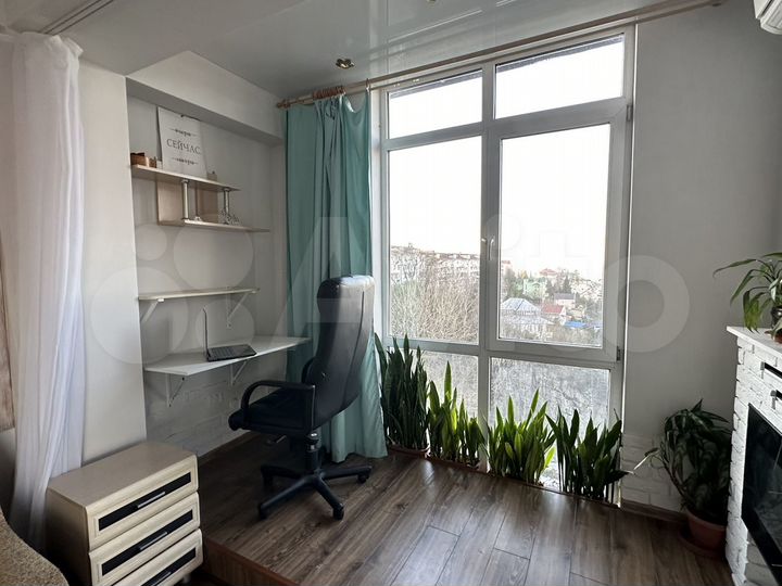 2-к. квартира, 45 м², 6/6 эт.