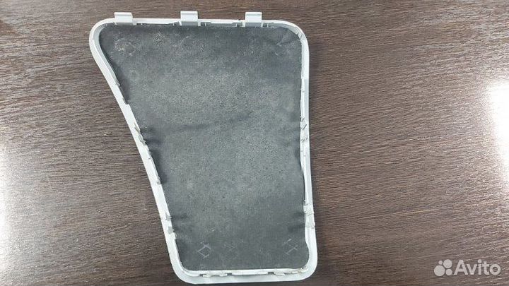 Крышка динамика задняя правая Bmw 530 D F10 N57D30