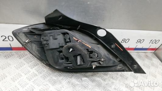 Фонарь задний правый opel astra H (GEA18MY01)