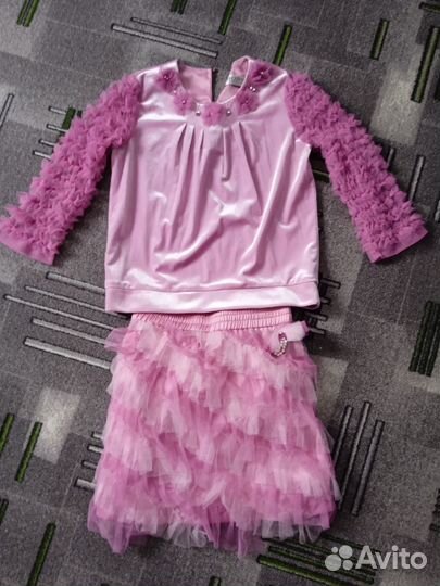 Костюм нарядный на девочку 134 рост