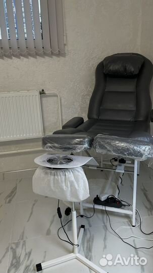 Вытяжка (пылесос) для педикюра кресло педикюрное