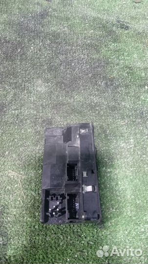 Кнопка стеклоподъемника BMW 5 серия