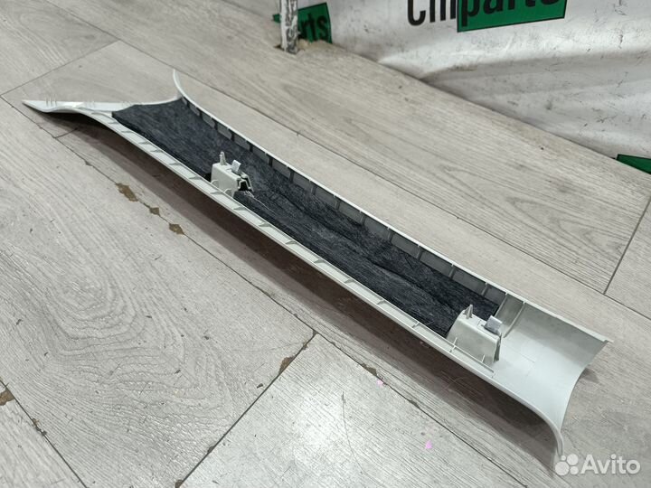 Обшивка стойки передняя правая для Skoda Rapid I