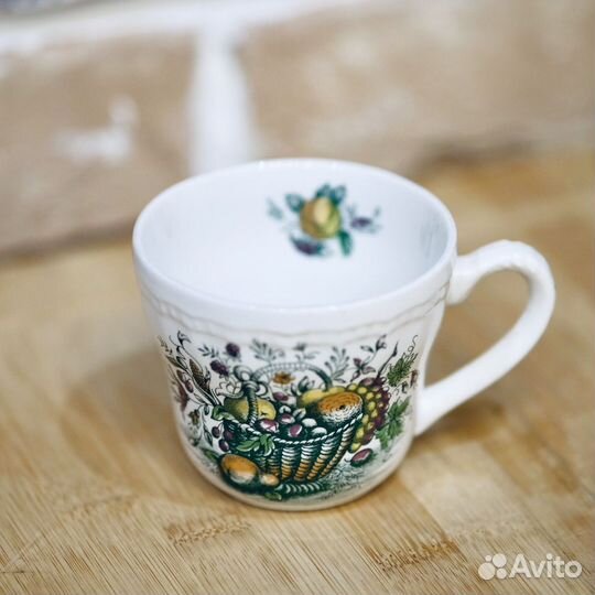 Винтажная чайная чашка