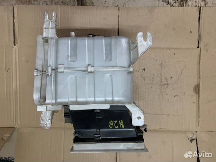 Корпус печки nissan cube AZ10