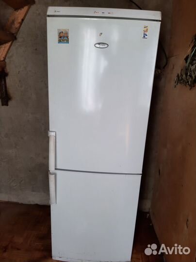 Холодильник вирпоол