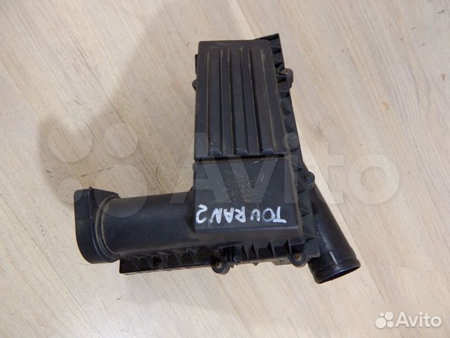 Корпус воздушного фильтра Vw Touran