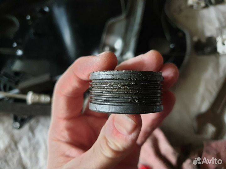 Ремкомплекты и ремонт стеклоподъемников Nissan