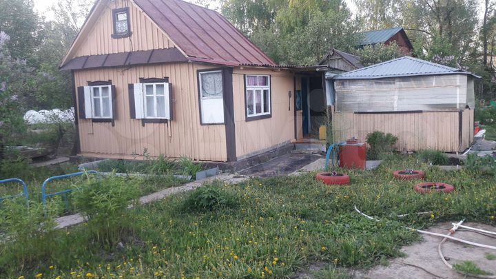 Дача 33 м² на участке 8 сот.