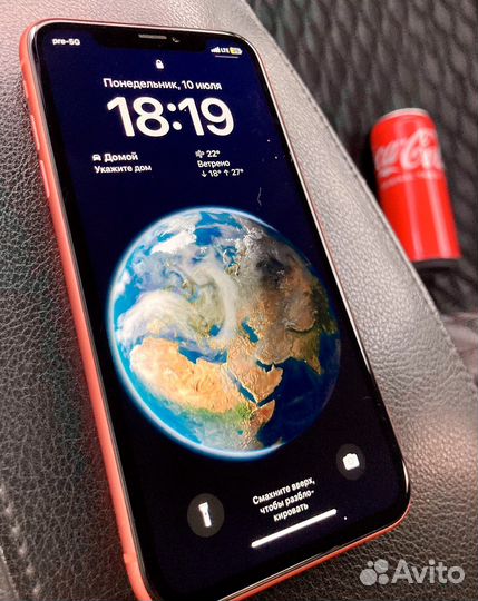 Телефон iPhone XR