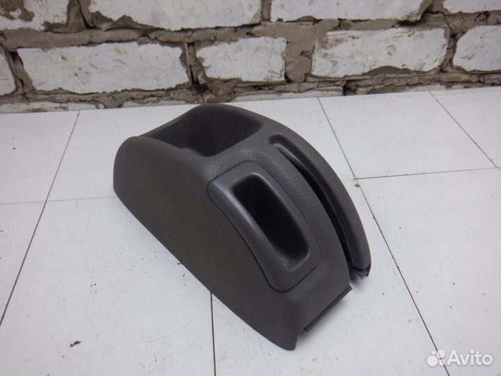 Консоль Peugeot 206