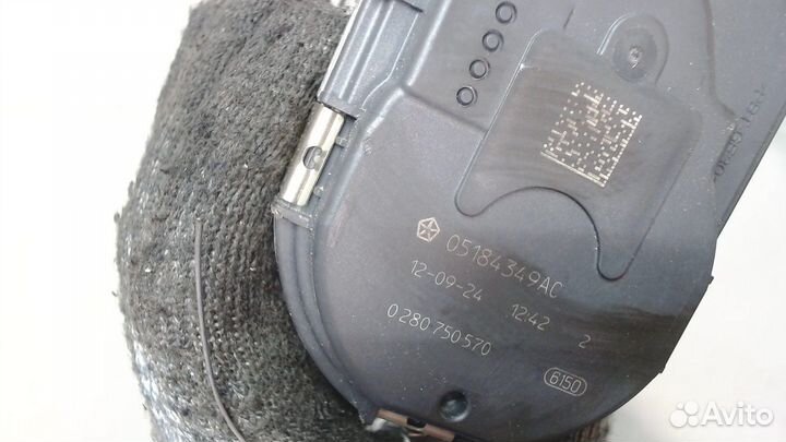 Заслонка дроссельная Chrysler 300C 2011, 2013