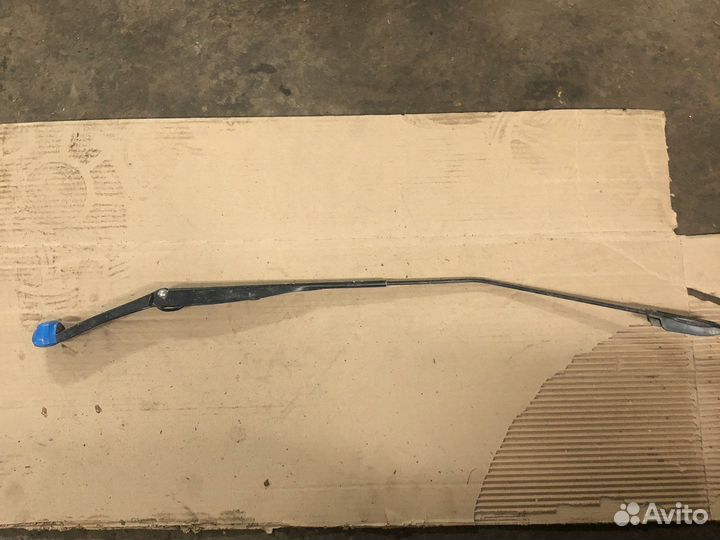 Renault megane 3 поводок щёток