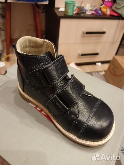 Ботинки детские 26