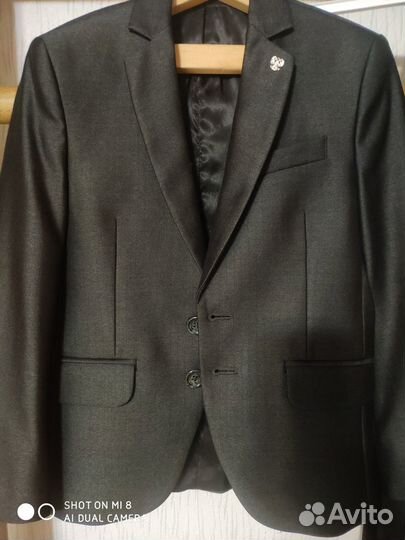 Школьный костюм для мальчика 134 серый