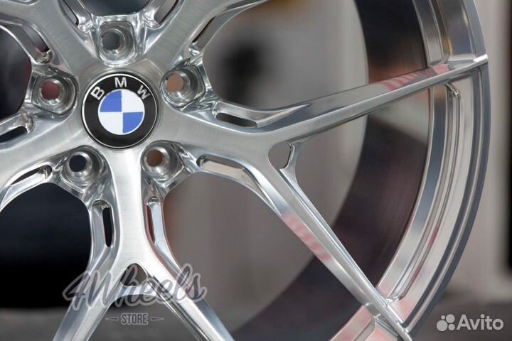 Кованые диски BMW M5 R21