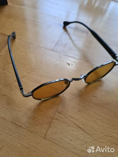 Солнцезащитные очки мужские