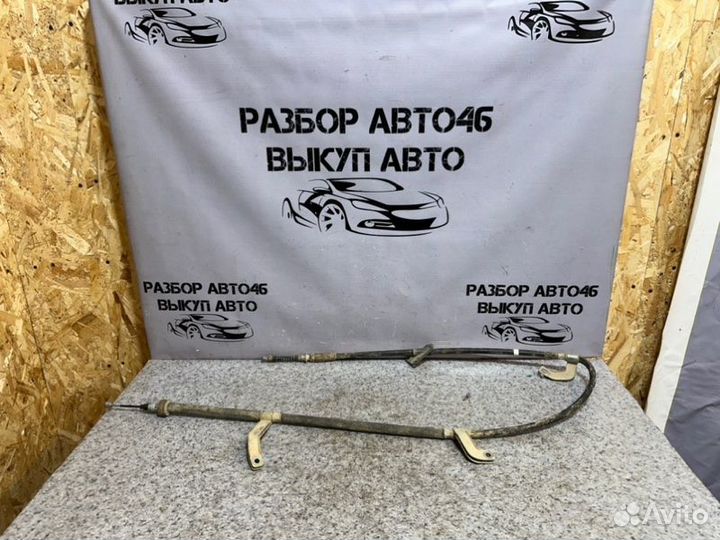 Тросик ручника правый Kia Ceed CD SW универсал 1.6